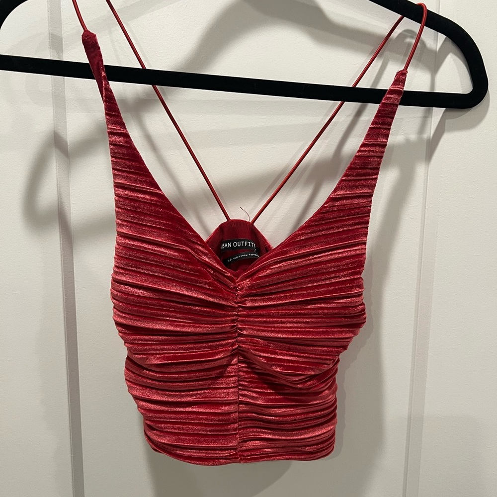 Urban outfitters cropped tank top! Size small!